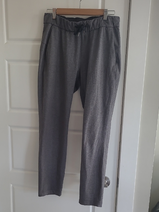 lululemon athletica Pants - Lululemon On The Fly Pants. Size 6